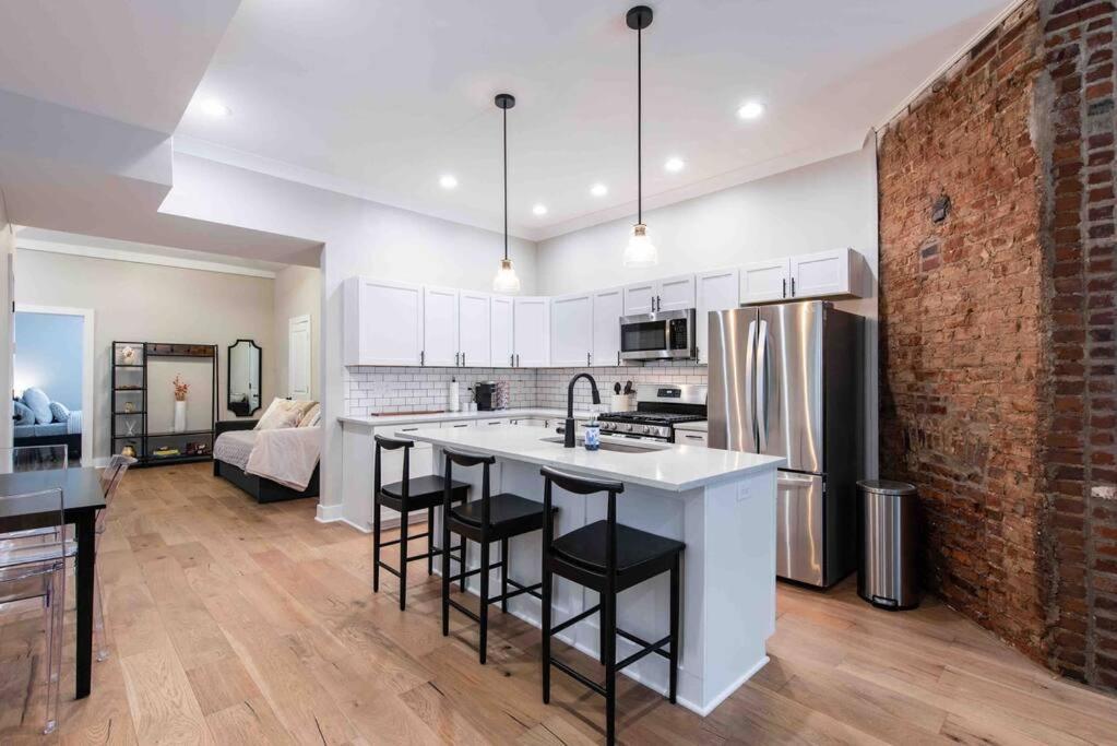 Newly Renovated 3 Bedroom Shelby Park Home **Free Parking** Louisville Exteriör bild